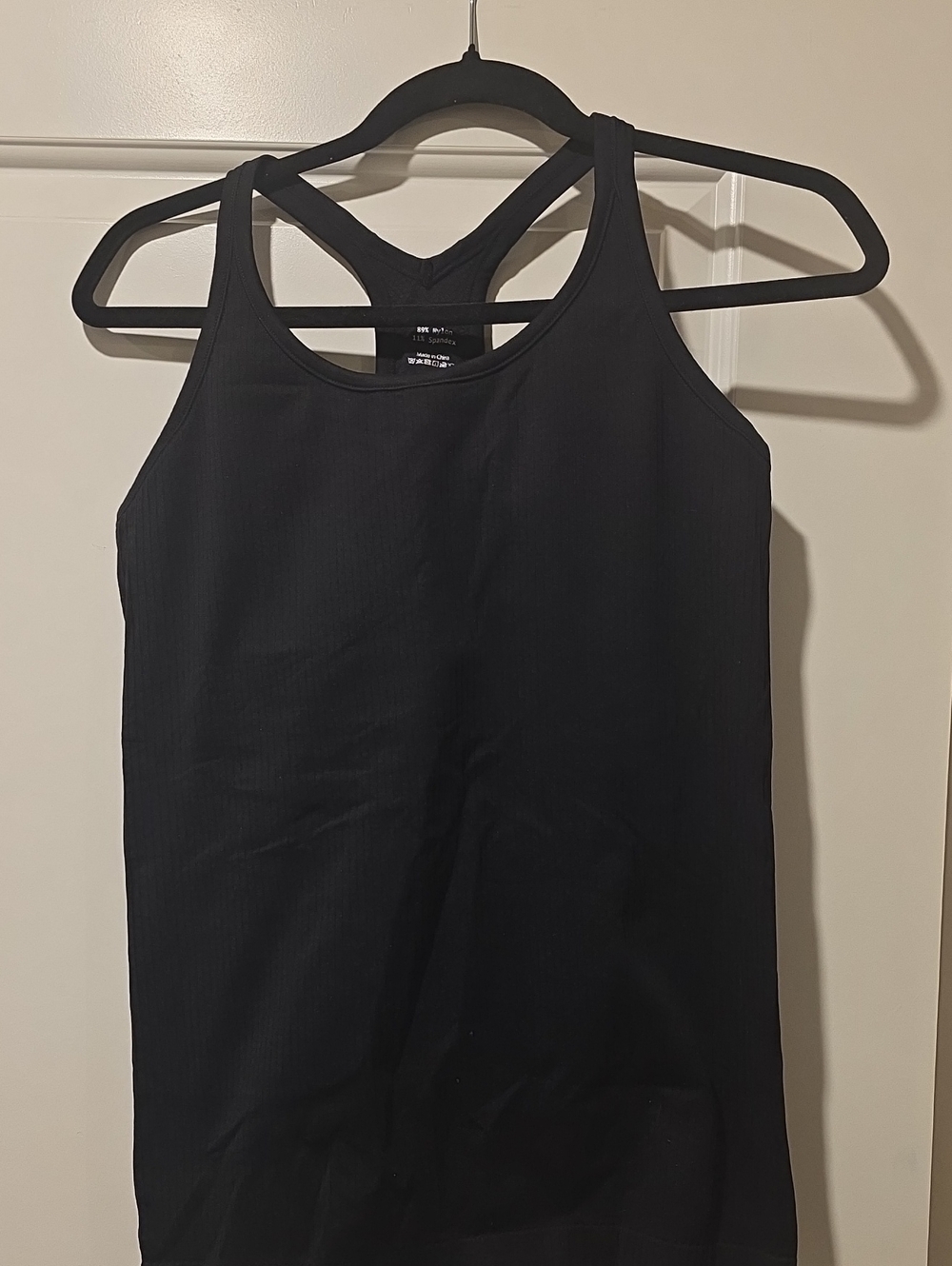 Attraco Size XL Women’s Black Racerback Tank Top